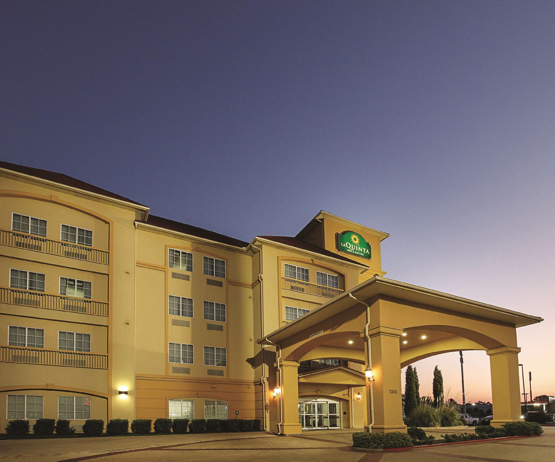 La Quinta Inn & Suites By Wyndham South Dallas - Hutchins Exterior photo